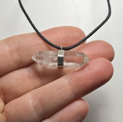 Crystal choker