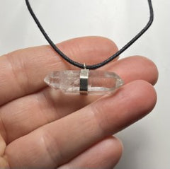 Crystal choker